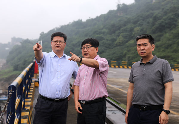 发改委调研1.jpg